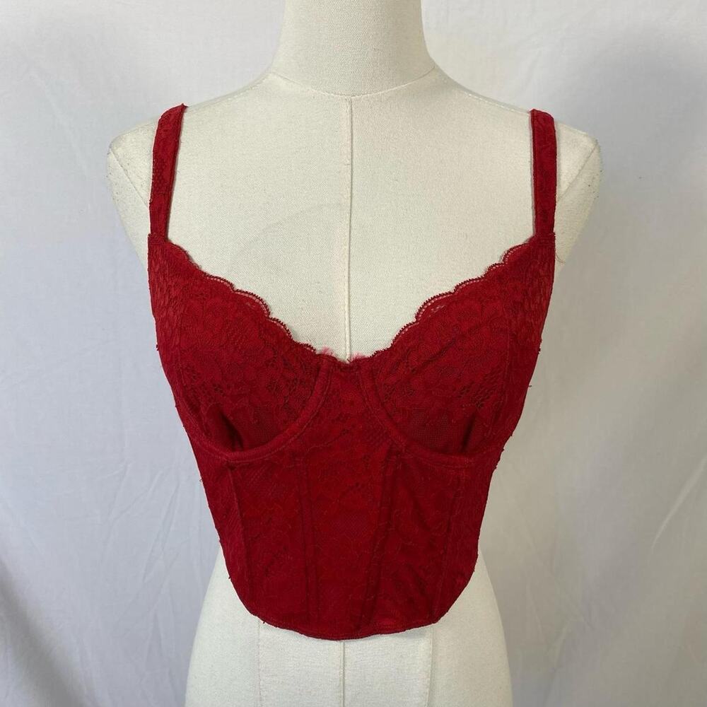 Gilly Hicks red lace bustier corset top size medium preppy coquette dainty